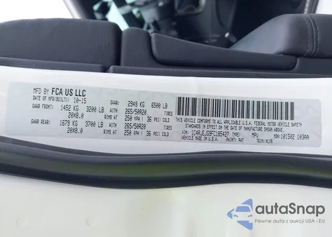 2015 Jeep Grand Cherokee Summit из США, поврежденный, VIN 1C4RJEJG9FC185427